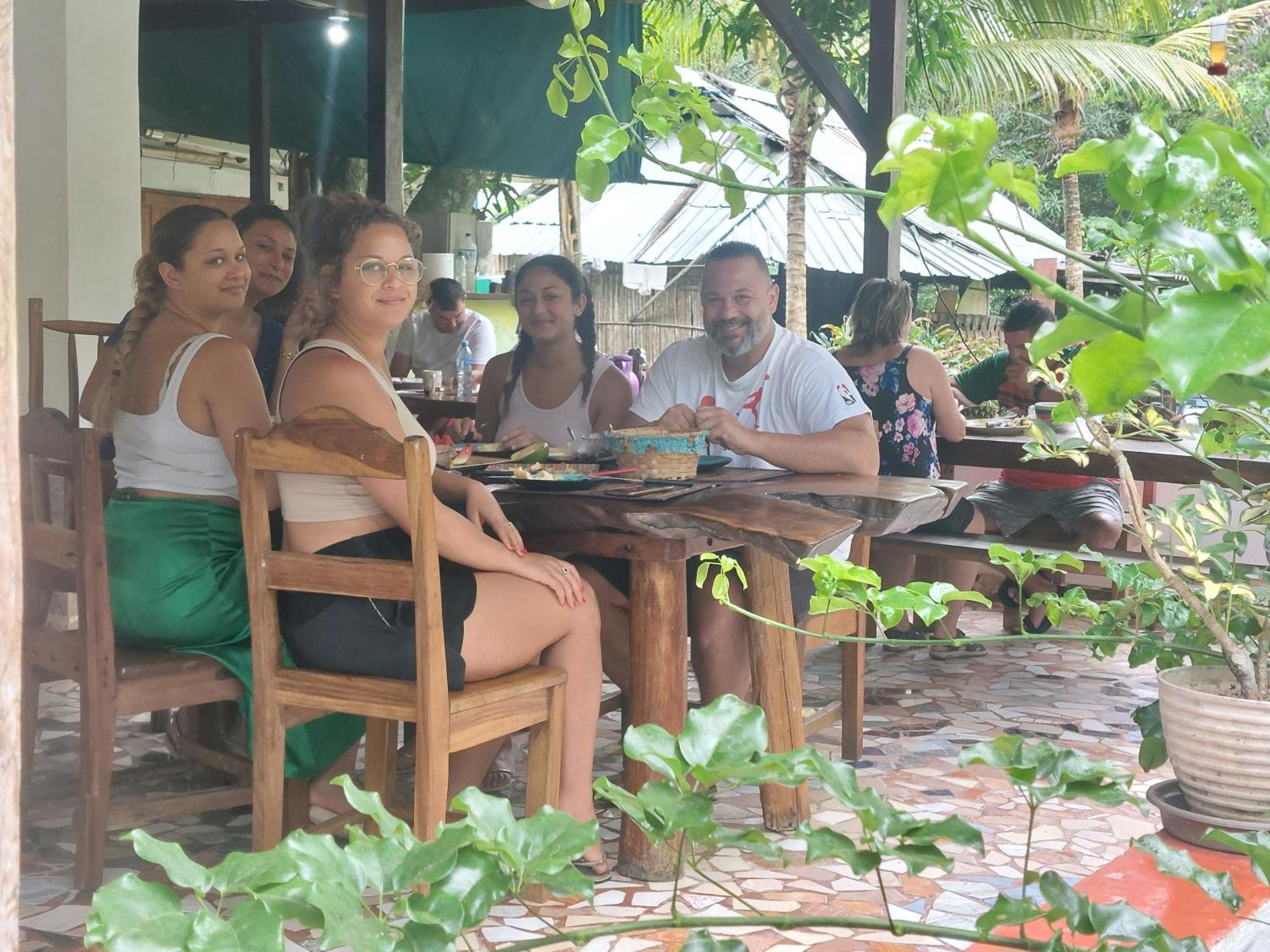 Hostel Wunderbar Puerto Lindo المظهر الخارجي الصورة